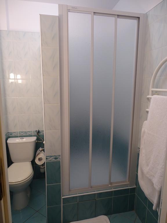 Motel 2000 Steszew Luaran gambar