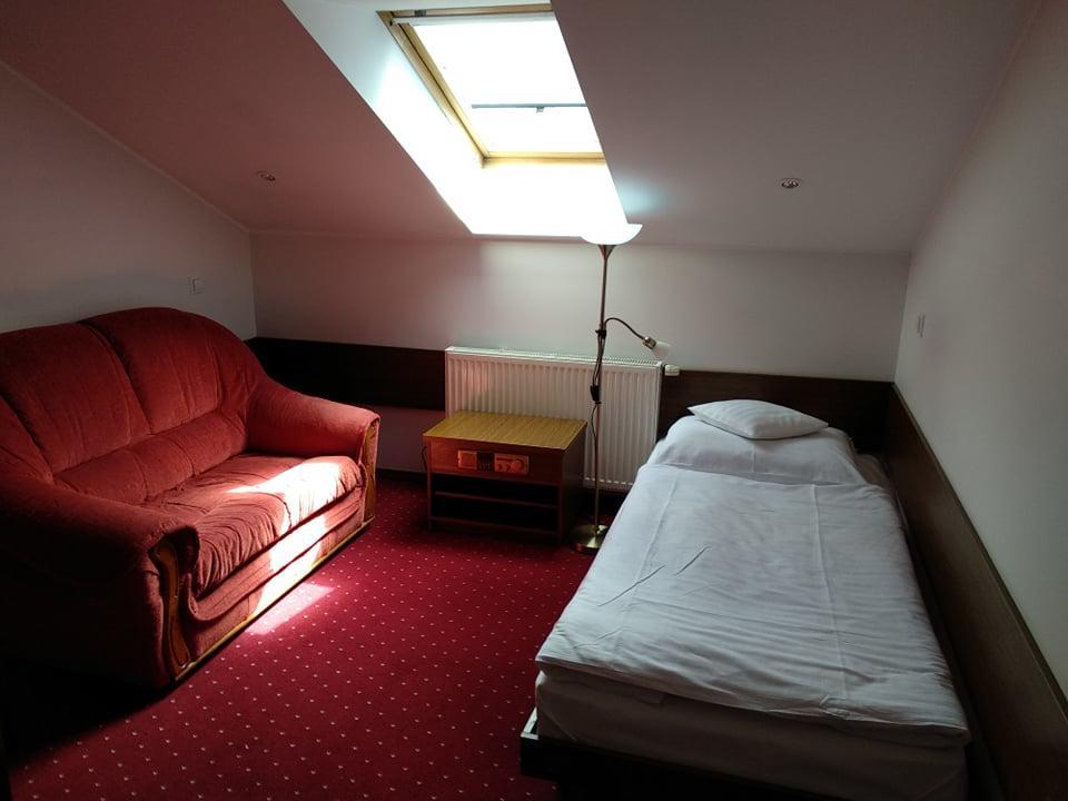 Motel 2000 Steszew Luaran gambar